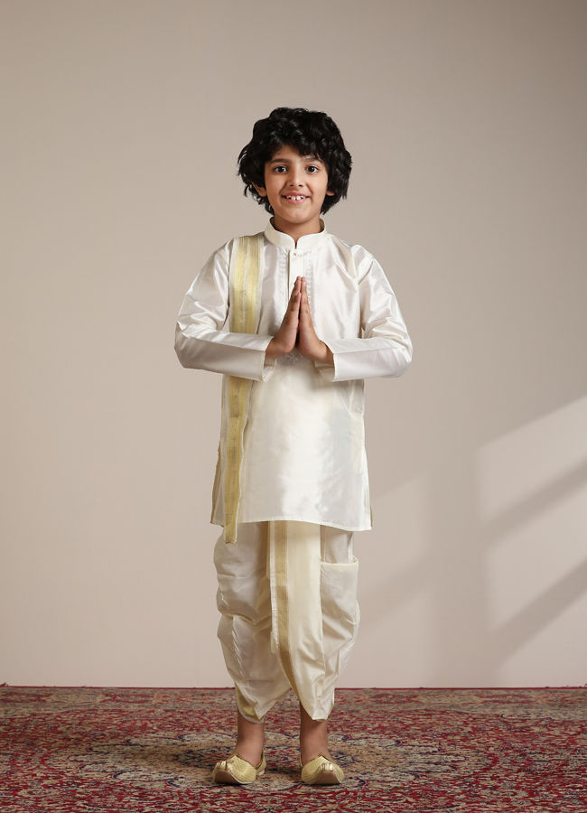 Manyavar Boys Cream Art Silk Plain Embroidered Kurta Set