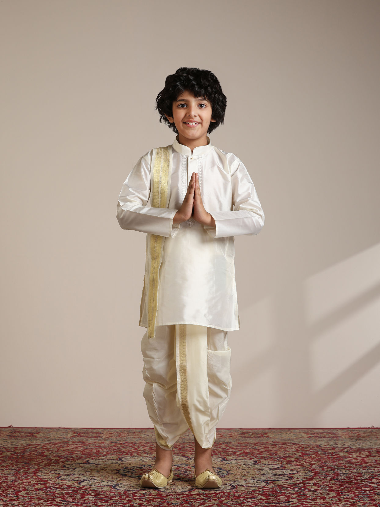 Manyavar Boys Cream Art Silk Plain Embroidered Kurta Set