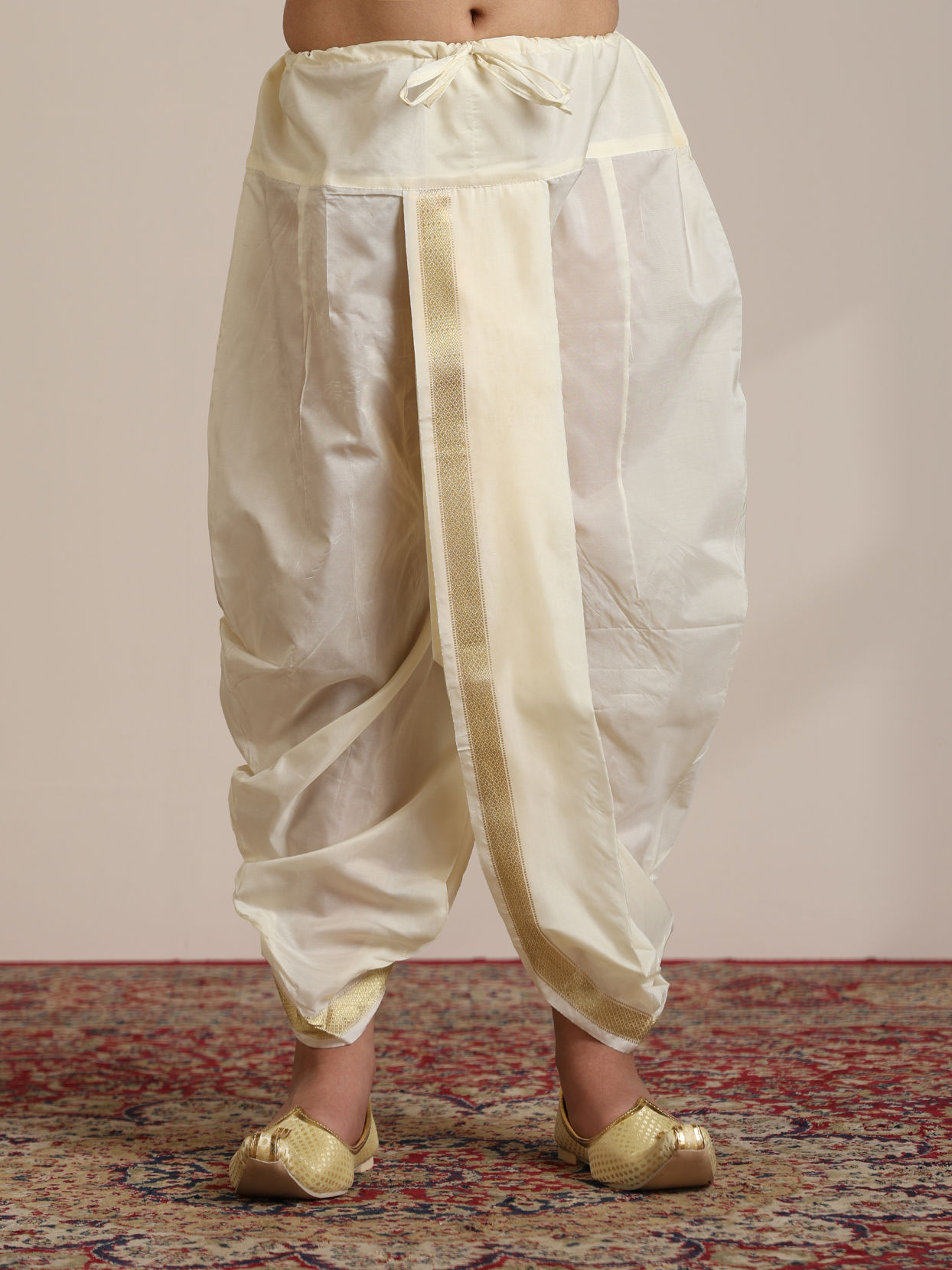 Manyavar Boys Cream Art Silk Plain Embroidered Kurta Set