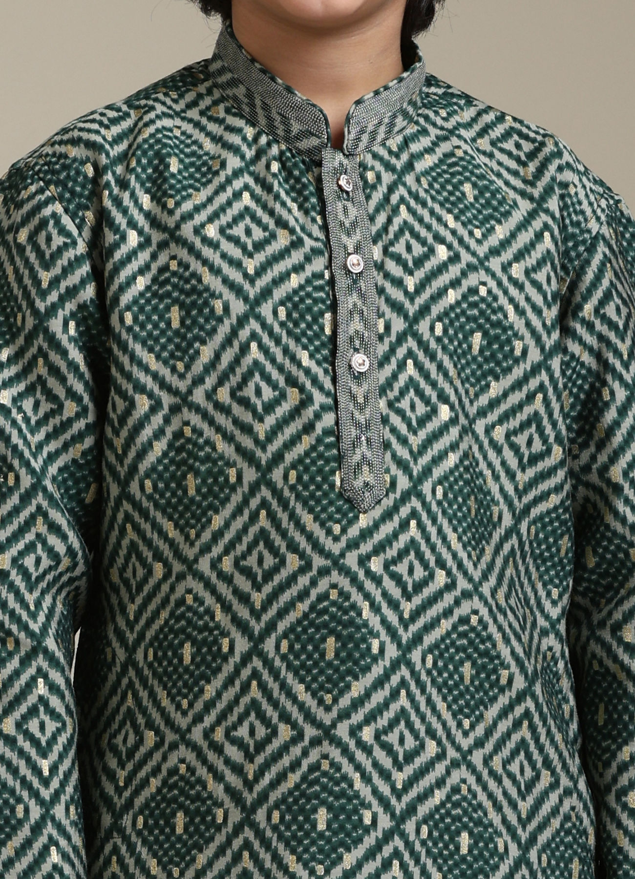 Manyavar Boys Boys Bottle Green Chowkadi Motif Printed Kurta Set
