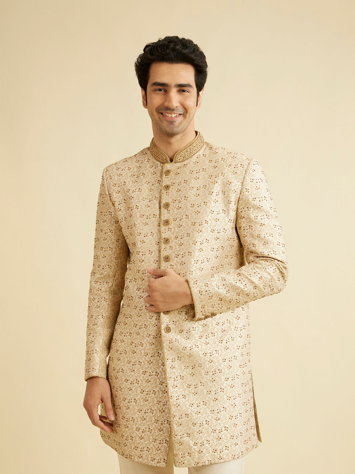 alt message - Manyavar Men Glamorous Cream Indo-Western Set image number 0