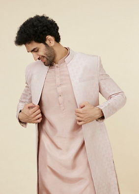 alt message - Manyavar Men Rose Pink Scallop Patterned Indo-Western Set image number 0