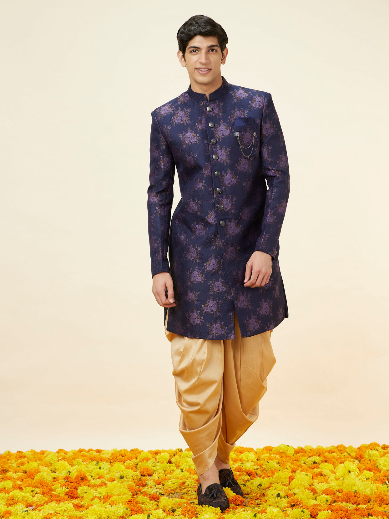 alt message - Manyavar Men Midnight Blue Floral Pattern Indo Western Set image number 2