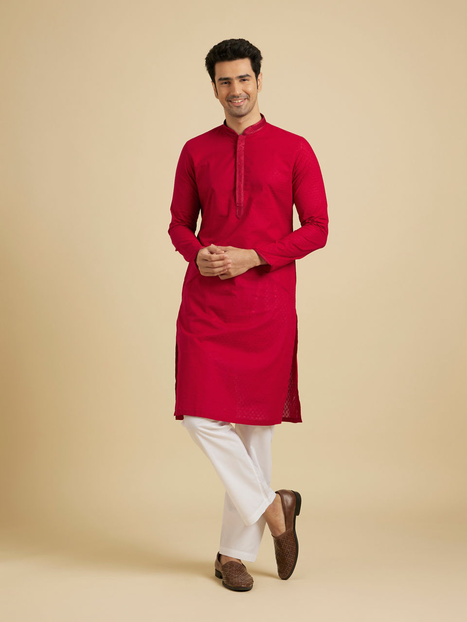Manyavar Men Scarlet Red Kurta Set With Neck Detailing