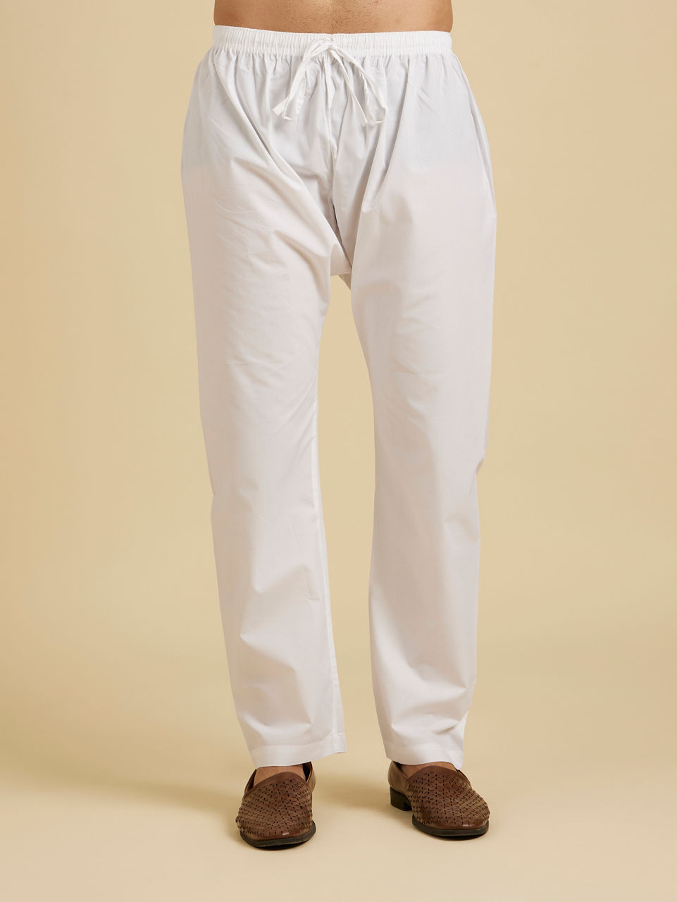 Manyavar Men Scarlet Red Kurta Set With Neck Detailing