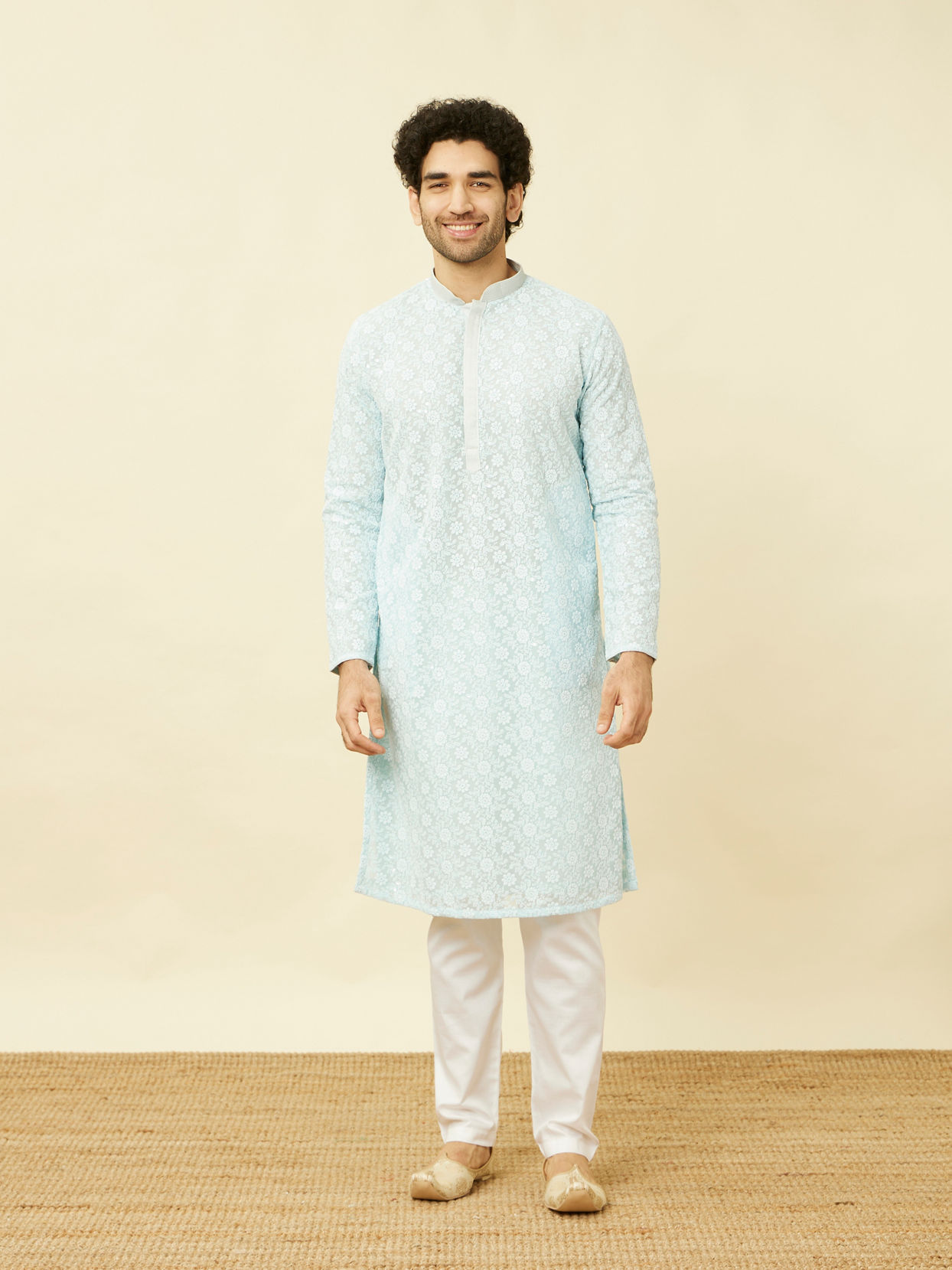 alt message - Manyavar Men Tropical Blue Floral Chikankari Embroidered Kurta Set image number 2