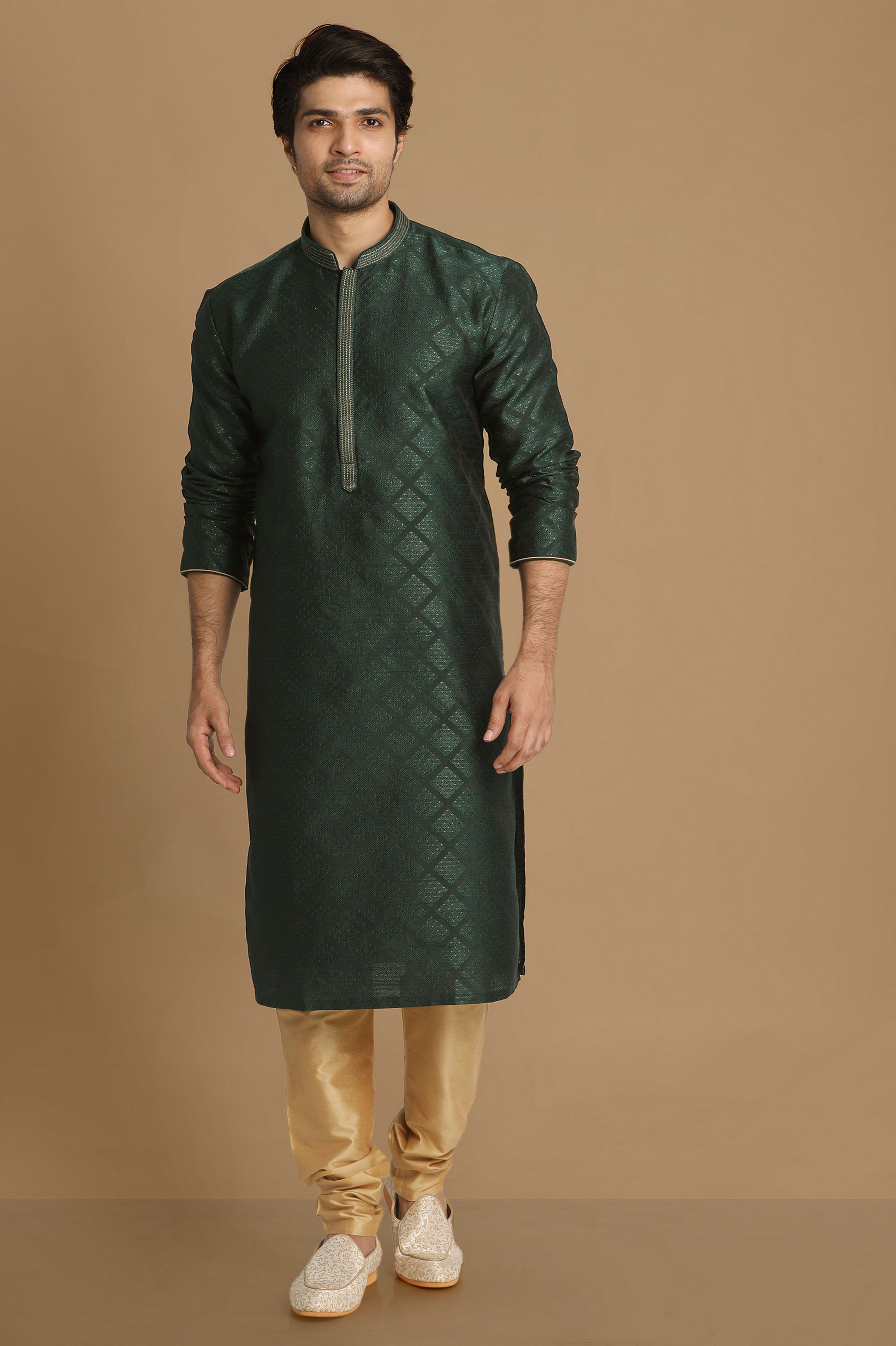 Manyavar Men Bottle Green Jacquard Kurta Pajama