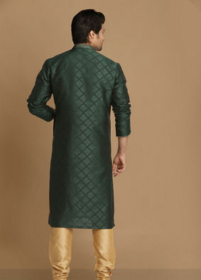 Manyavar Men Bottle Green Jacquard Kurta Pajama image number 3