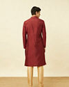 alt message - Manyavar Men Chilli Pepper Red Diamond Patterned Kurta Set image number 5