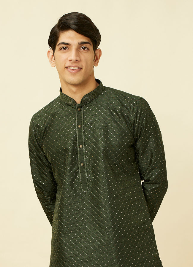 alt message - Manyavar Men Dark Green Lattice Patterned Sequined Kurta Set image number 0