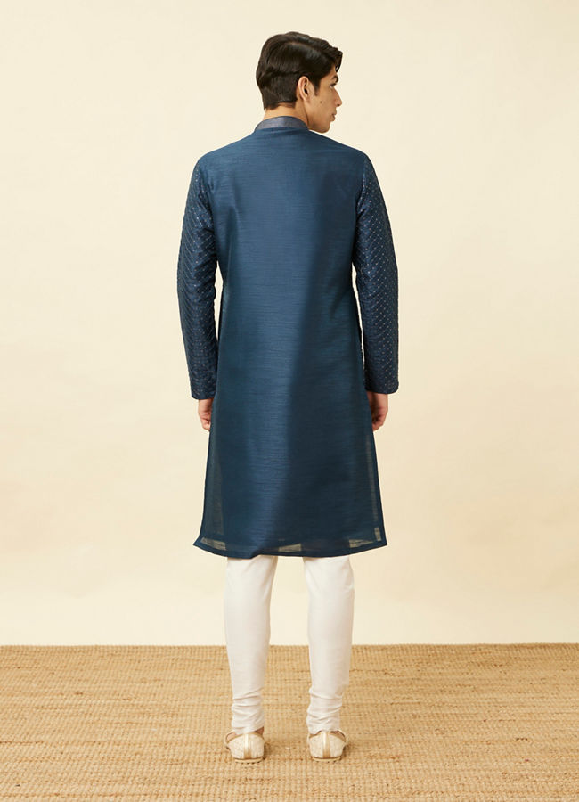 alt message - Manyavar Men Indigo Blue Booti Work Kurta Pajama image number 5