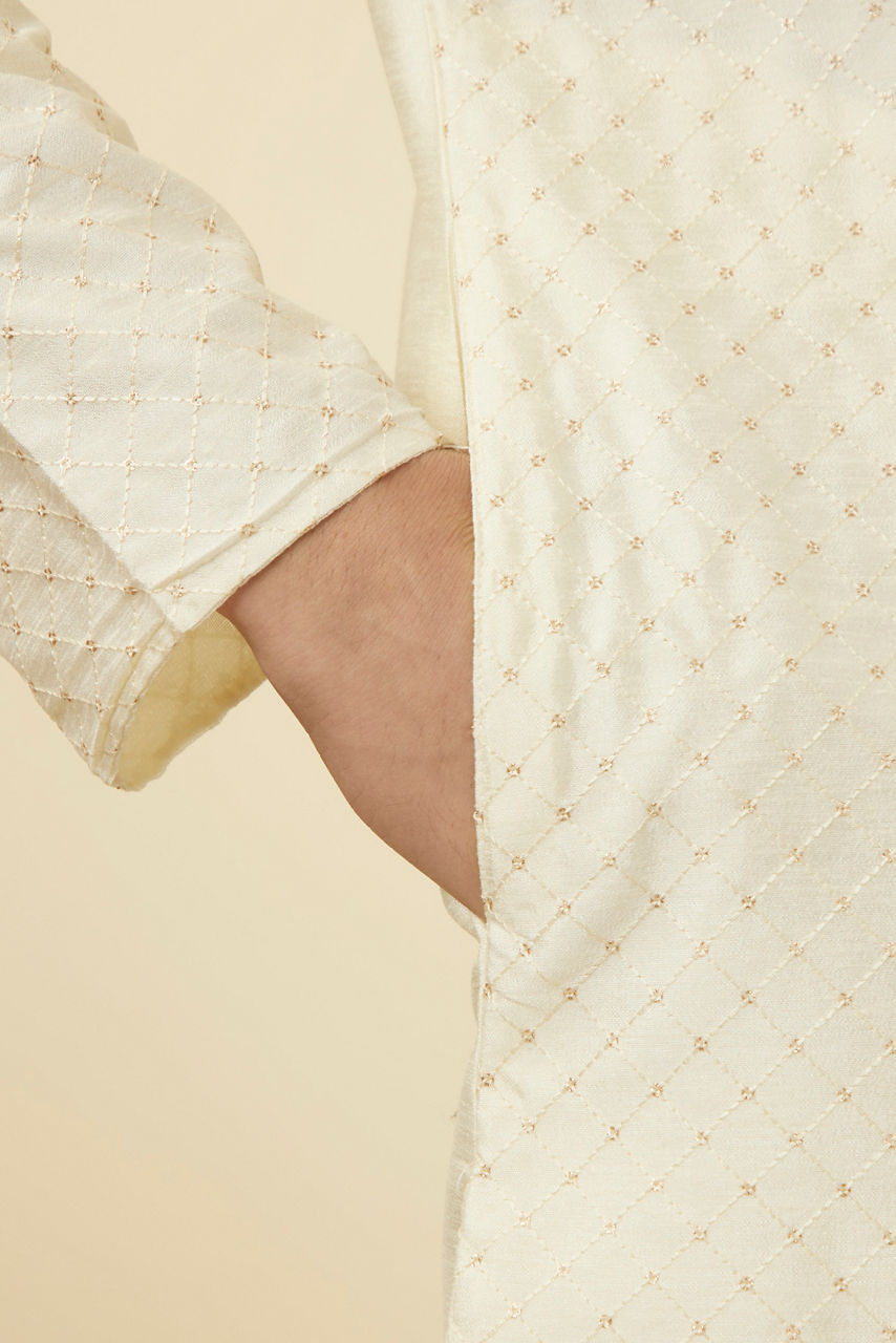 Manyavar Men Crisp White Kurta Pajama