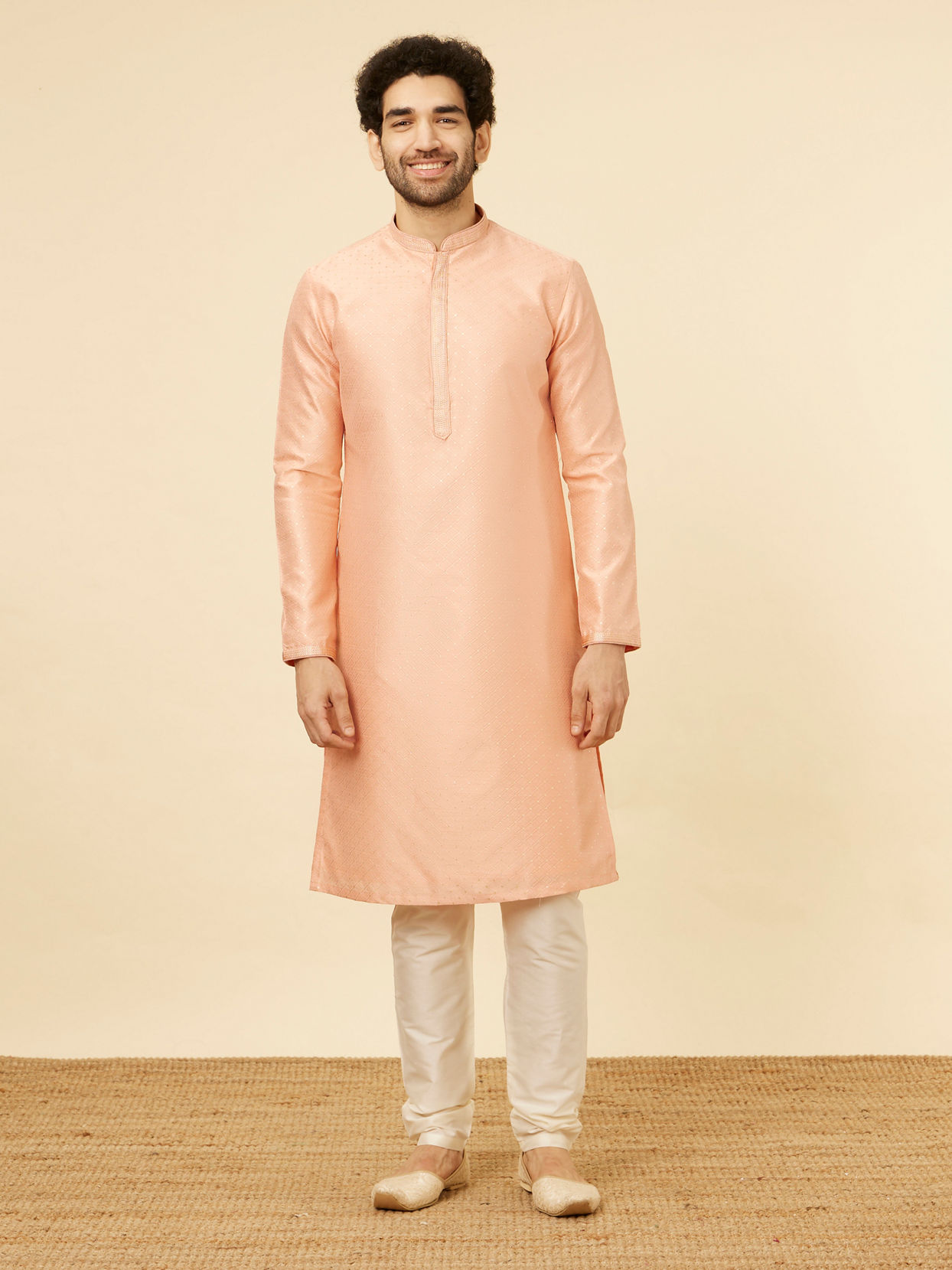 alt message - Manyavar Men Coral Pink Sitara Embellished Kurta Set image number 2