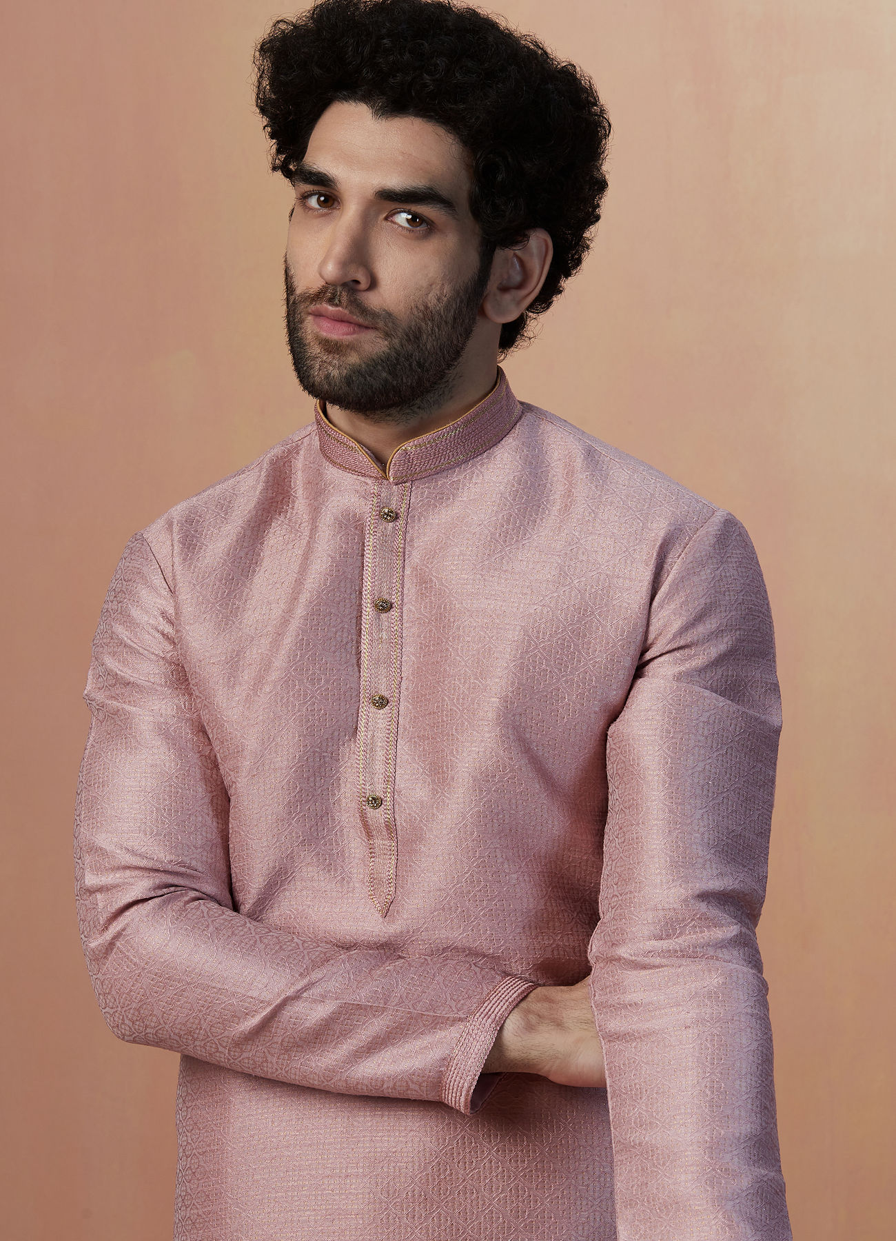 Manyavar Men Salmon Pink Jacquard Kurta Pajama