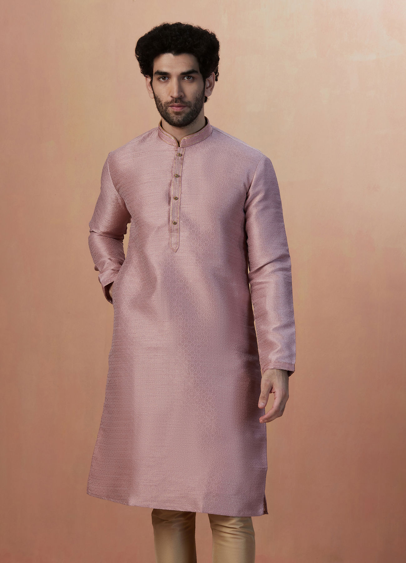 Manyavar Men Salmon Pink Jacquard Kurta Pajama