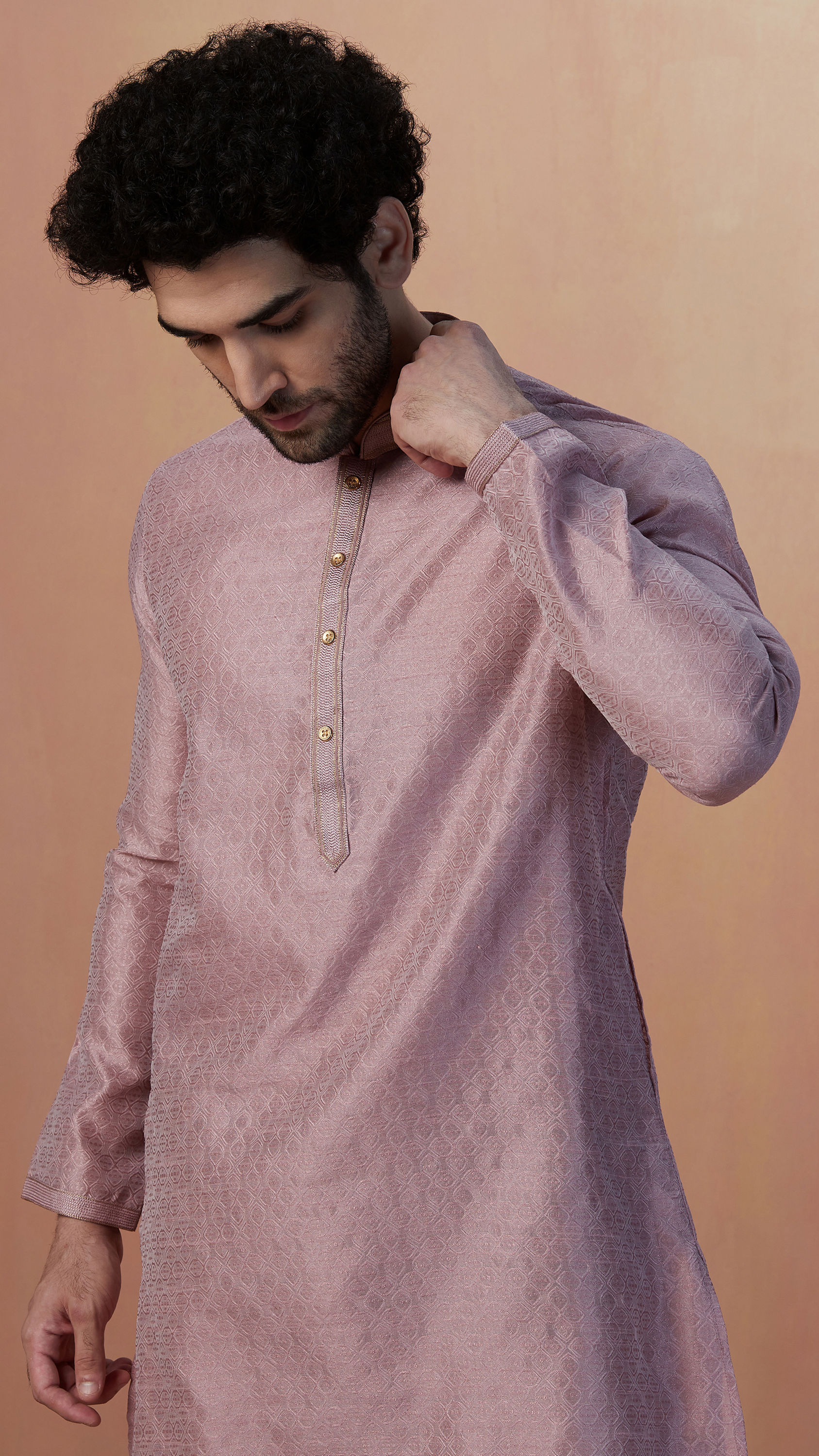 Manyavar Men Light Pink Jacquard Kurta Pajama