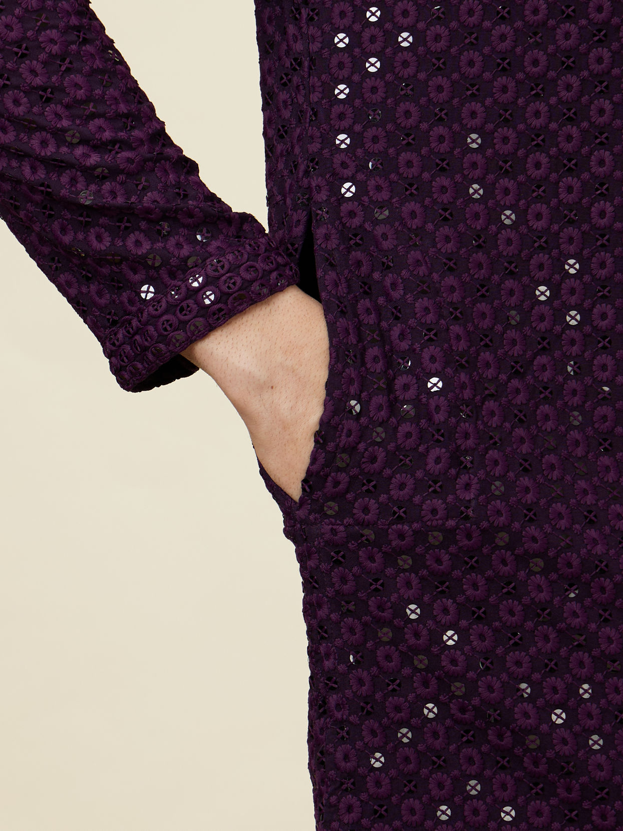 alt message - Manyavar Men Jamun Purple Sequin Embellished Chikankari Kurta Set image number 3