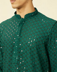 alt message - Manyavar Men Forest Green Chikankari Embroidered Sequined Kurta Set image number 1