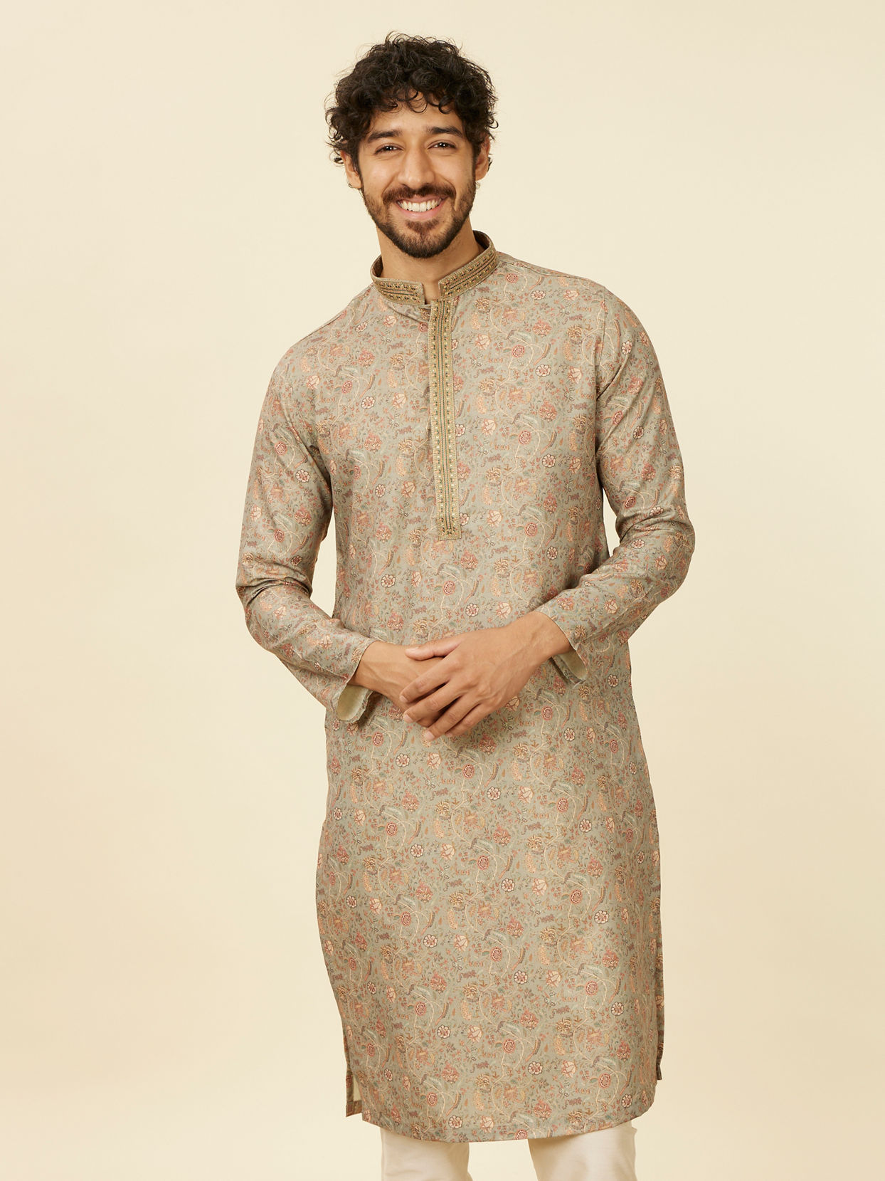 alt message - Manyavar Men Pista Green Bel Buti patterned Kurta Set image number 0