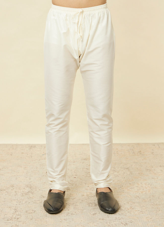 Manyavar Men Violet Blue Chikankari Patterned Kurta Set