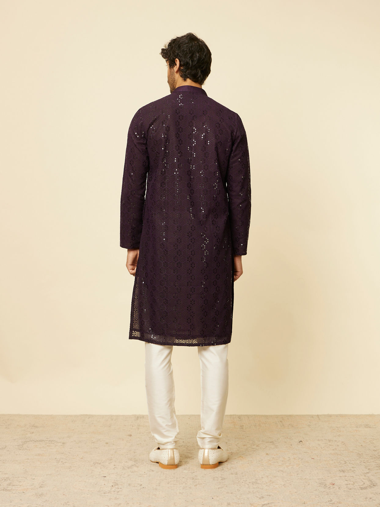 alt message - Manyavar Men Royal Purple Chikankari Kurta Set image number 5