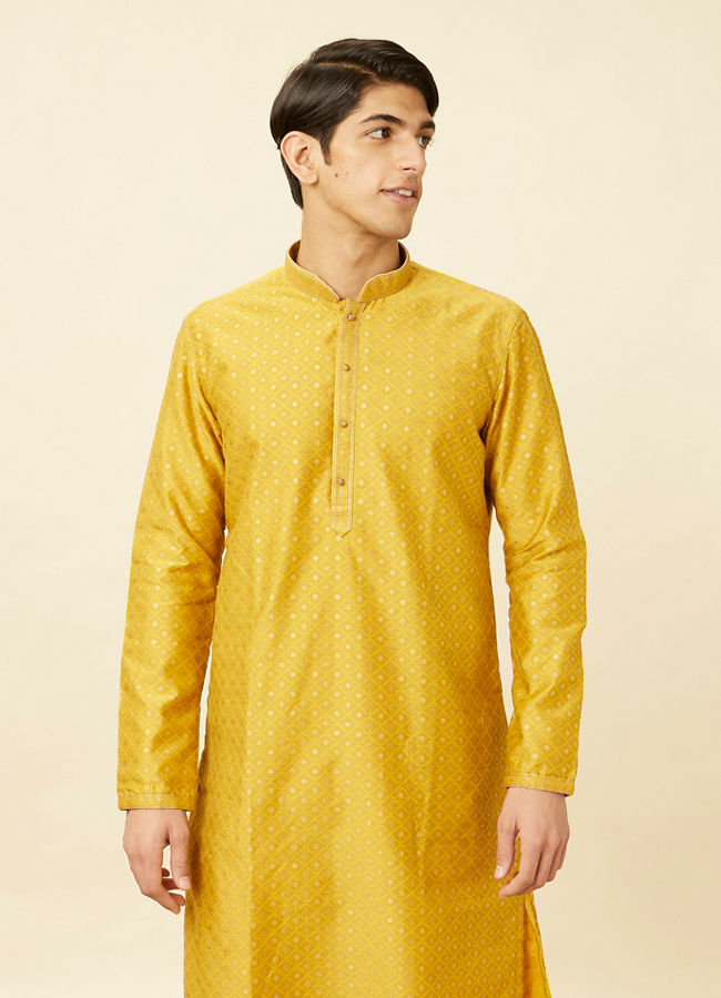 Manyavar Men Elegant Cream Kurta Pajama