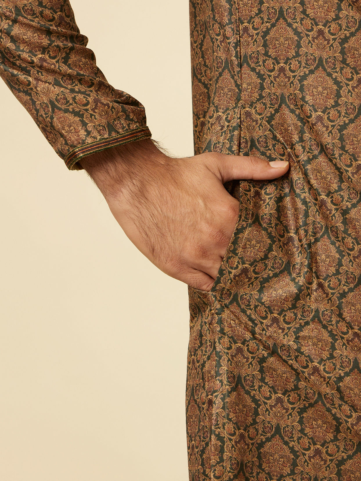 Manyavar Men Dark Green Paisley Printed Kurta Set