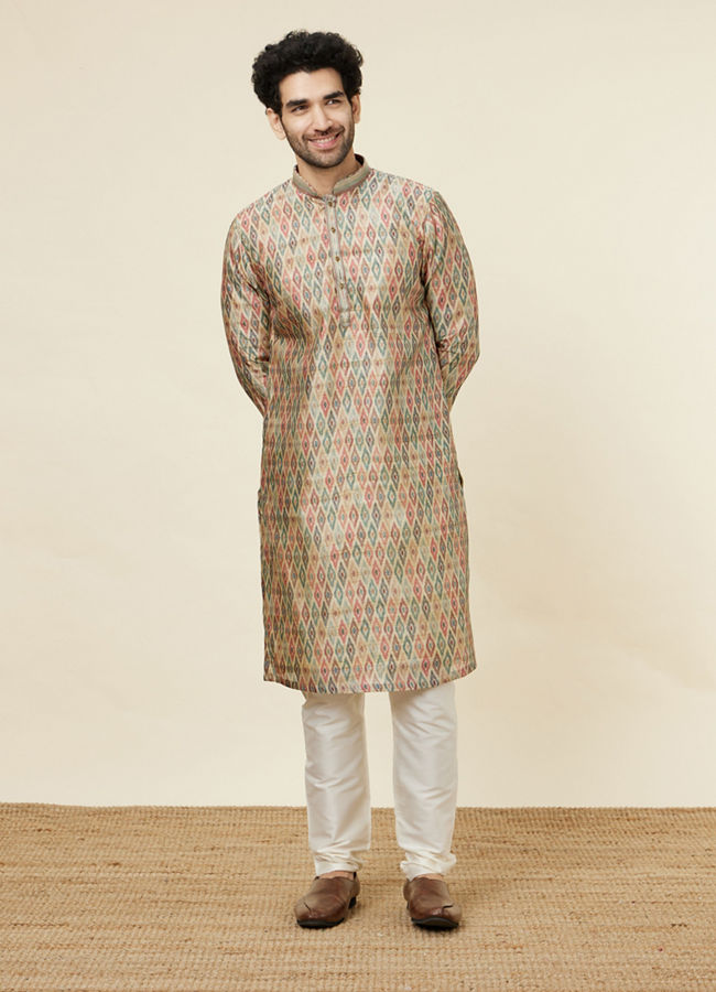 alt message - Manyavar Men Pista Green and Beige Diamond Patterned Kurta Set image number 2