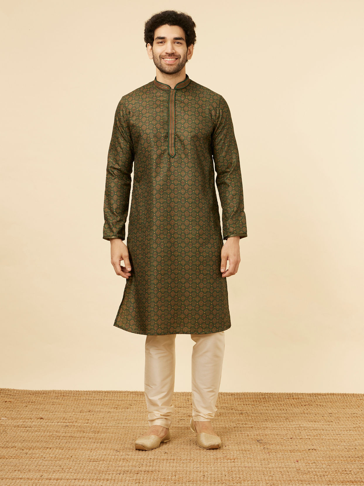 Manyavar Men Forest Green Floral Jaal Patterned Kurta Set