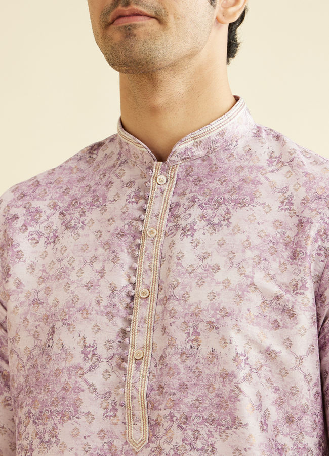 alt message - Manyavar Men Elegant Lilac Kurta Pajama image number 1