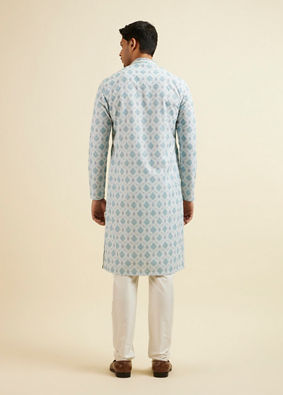 Manyavar Men Light Blue Jaal and Medallion Patterned Kurta Set image number 4