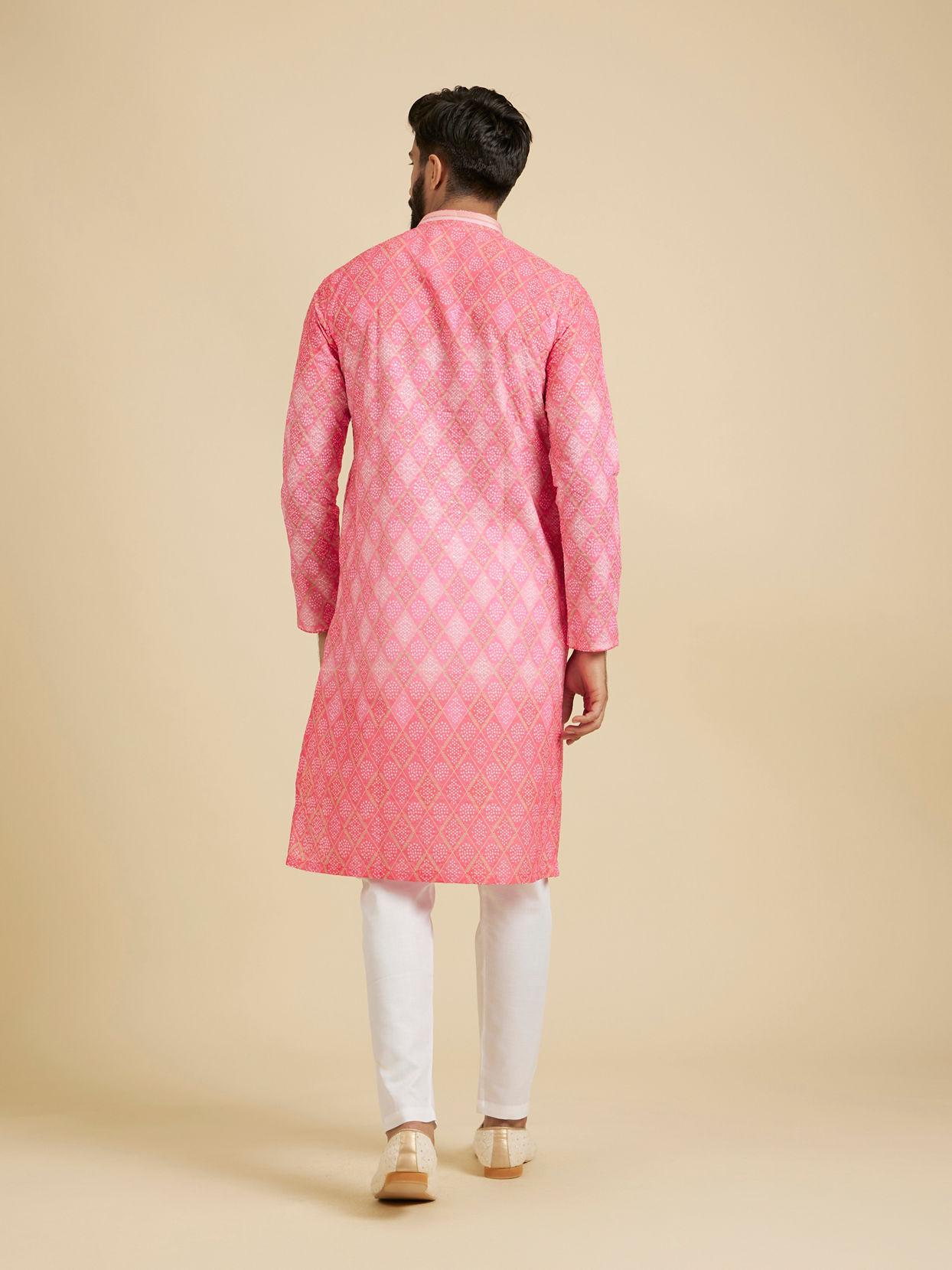 Manyavar Men Vibrant Pink Kurta Pajama image number 5