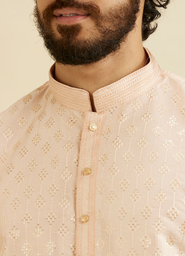 Manyavar Men Pale Peach Kurta Set with Patra Work image number 1