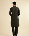 alt message - Manyavar Men Black & Dark Green Chikankari Grid Print Kurta Set image number 4