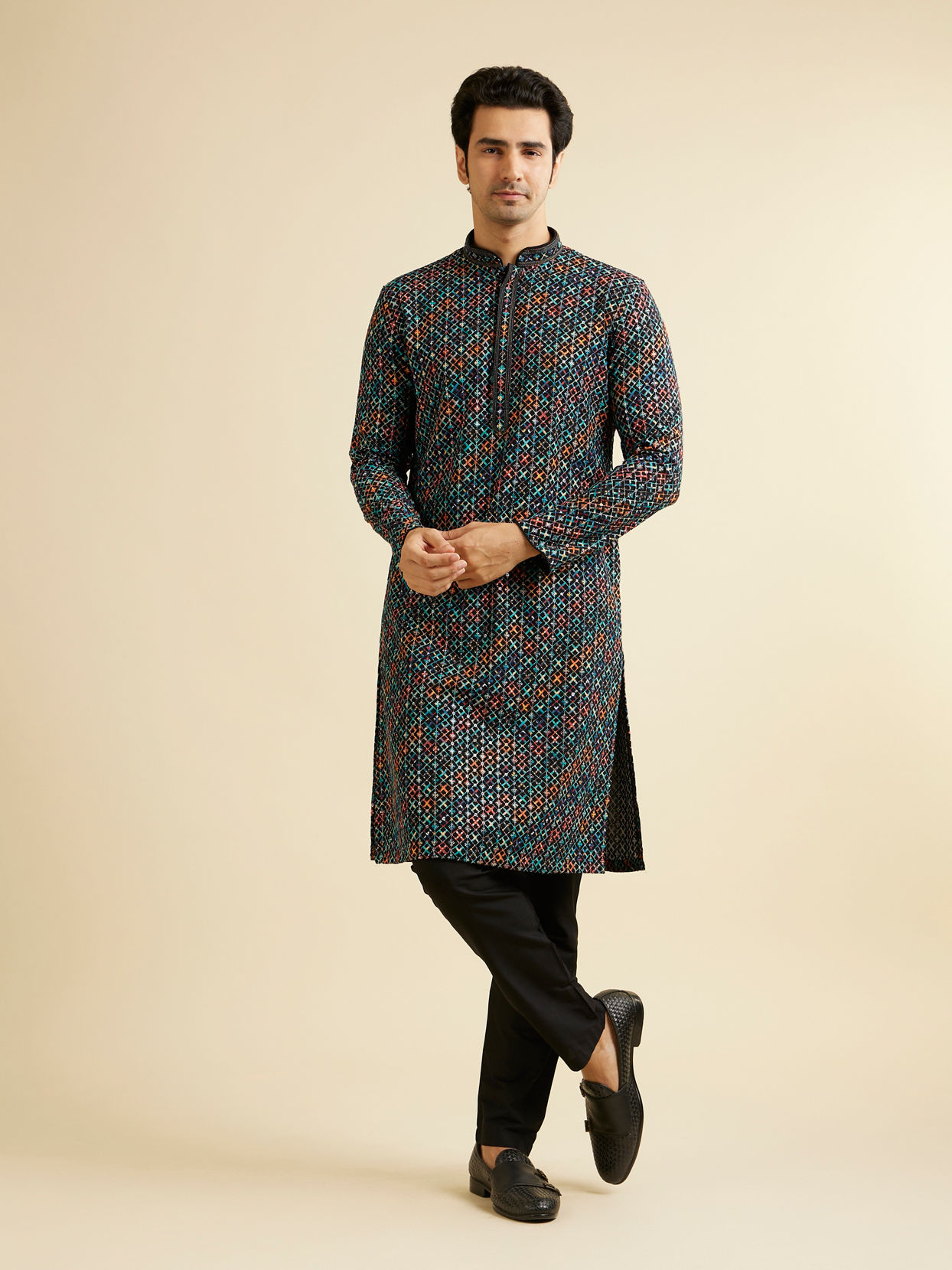 Manyavar Men Black & Aqua Green Chikankari Grid Print Kurta Set