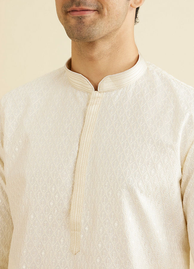 alt message - Manyavar Men Cream White Sequinned Kurta Set image number 1