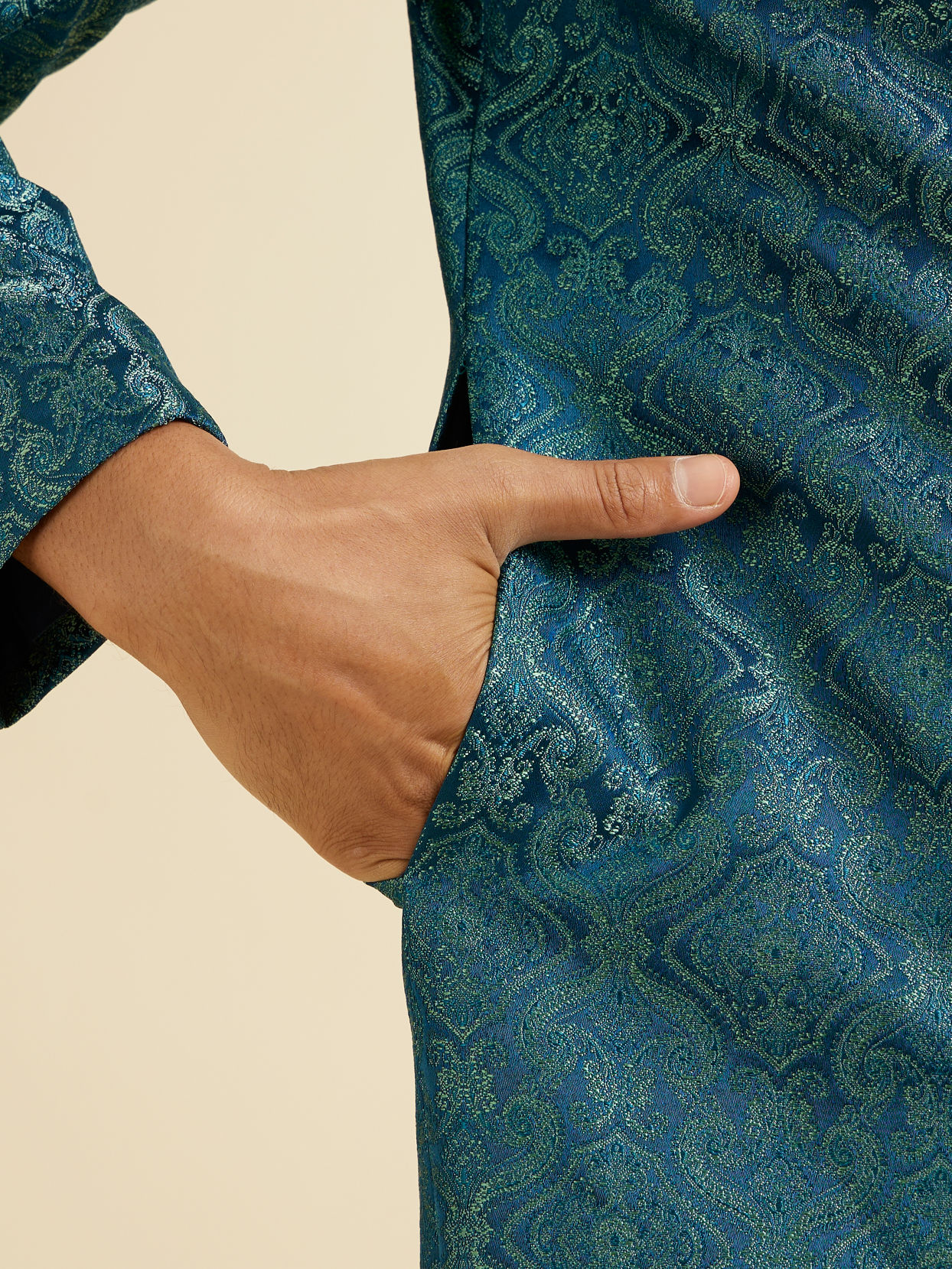 alt message - Manyavar Men Teal Blue Medallion Patterned Sherwani Set image number 3