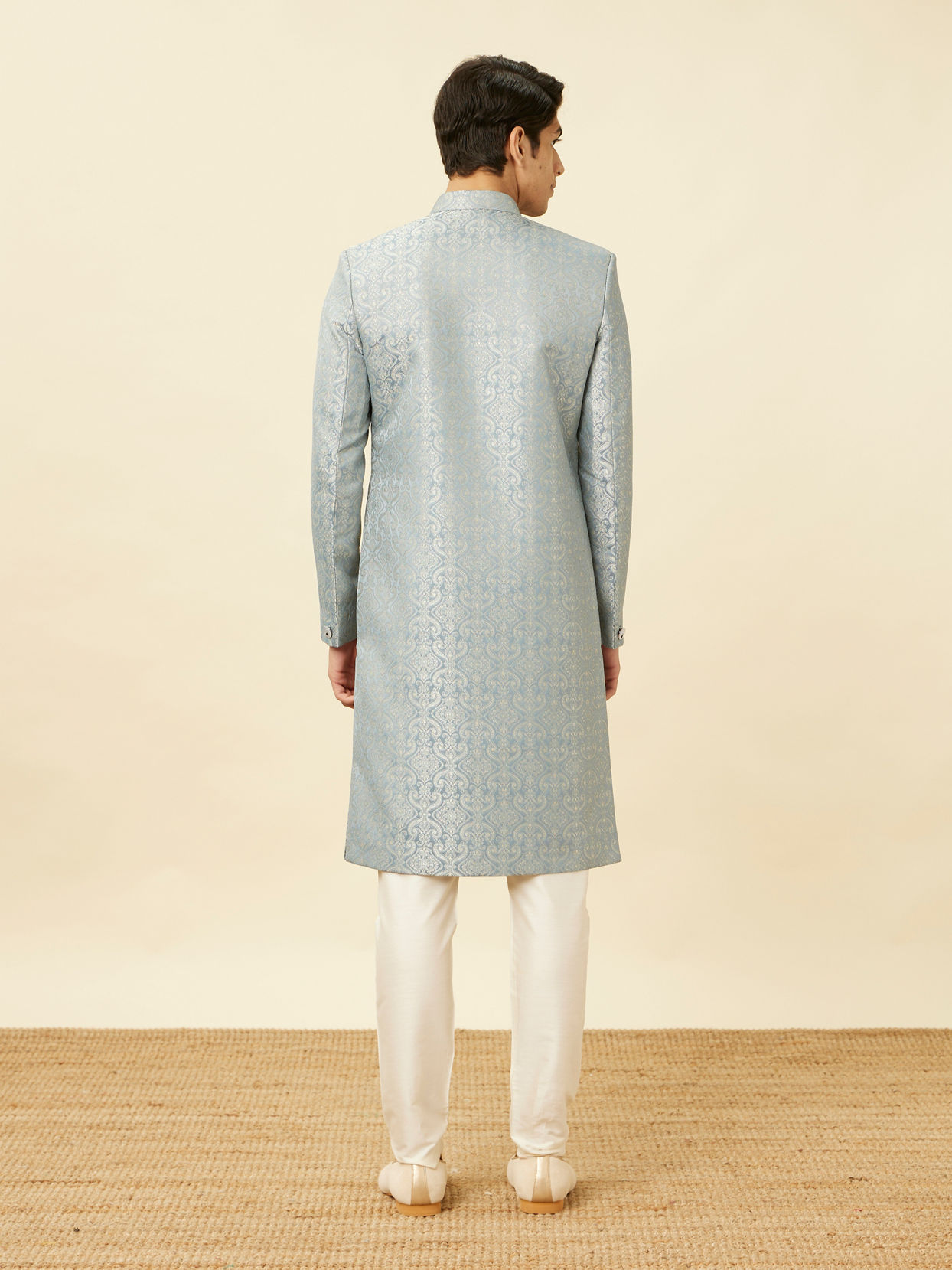 alt message - Manyavar Men Blissful Blue Medallion Patterned Sherwani Set image number 4