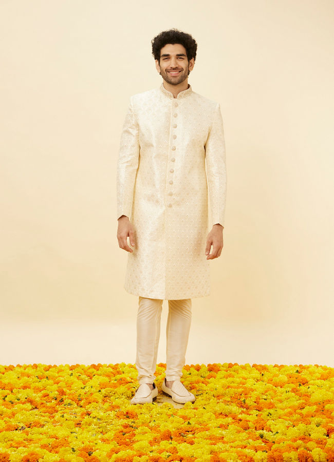 Manyavar Men Dew Pink Flower Bud Patterned Sherwani Set