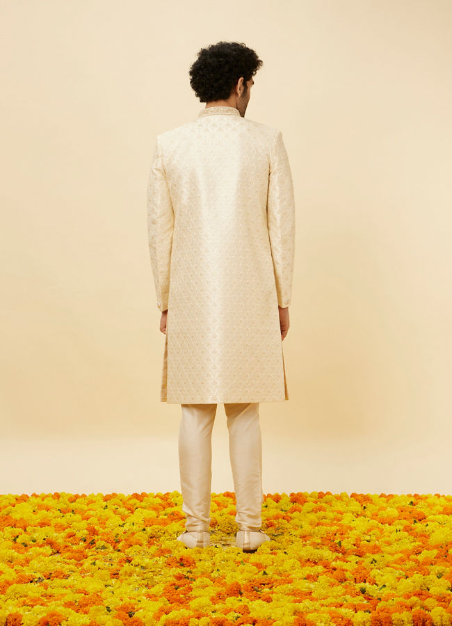 Manyavar Men Dew Pink Flower Bud Patterned Sherwani Set