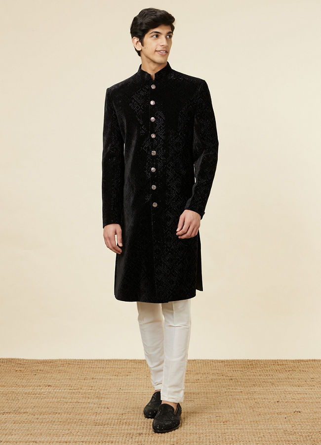 alt message - Manyavar Men Kohl Black Diamond Patterned Sequined Sherwani Set image number 2