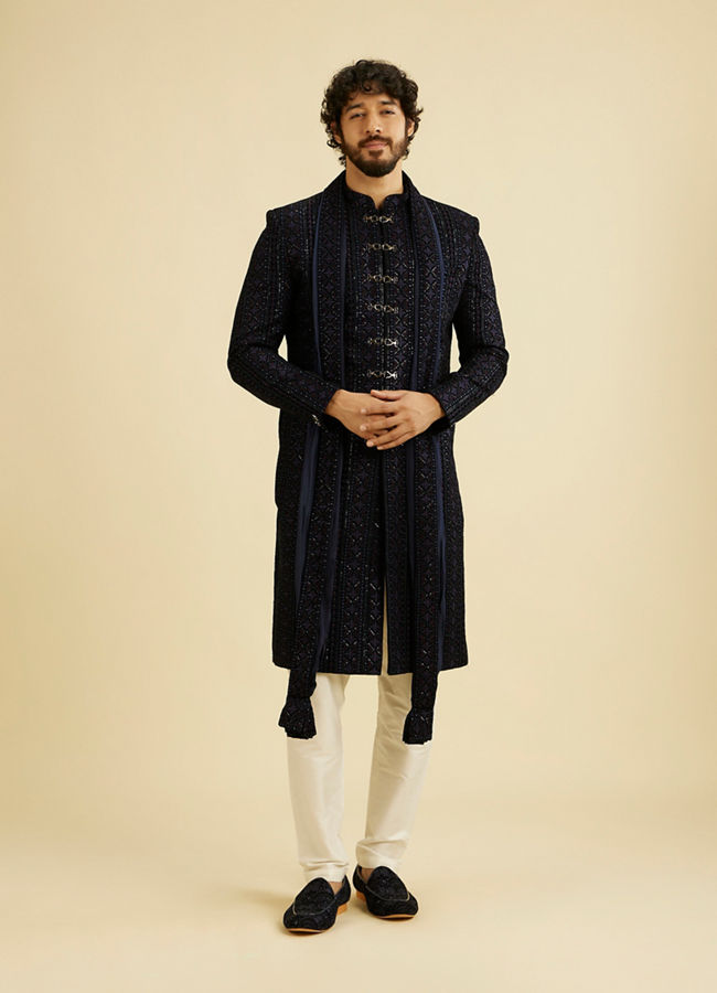 Manyavar Men Indigo Blue Jaal Patterned Sequinned Sherwani Set image number 2