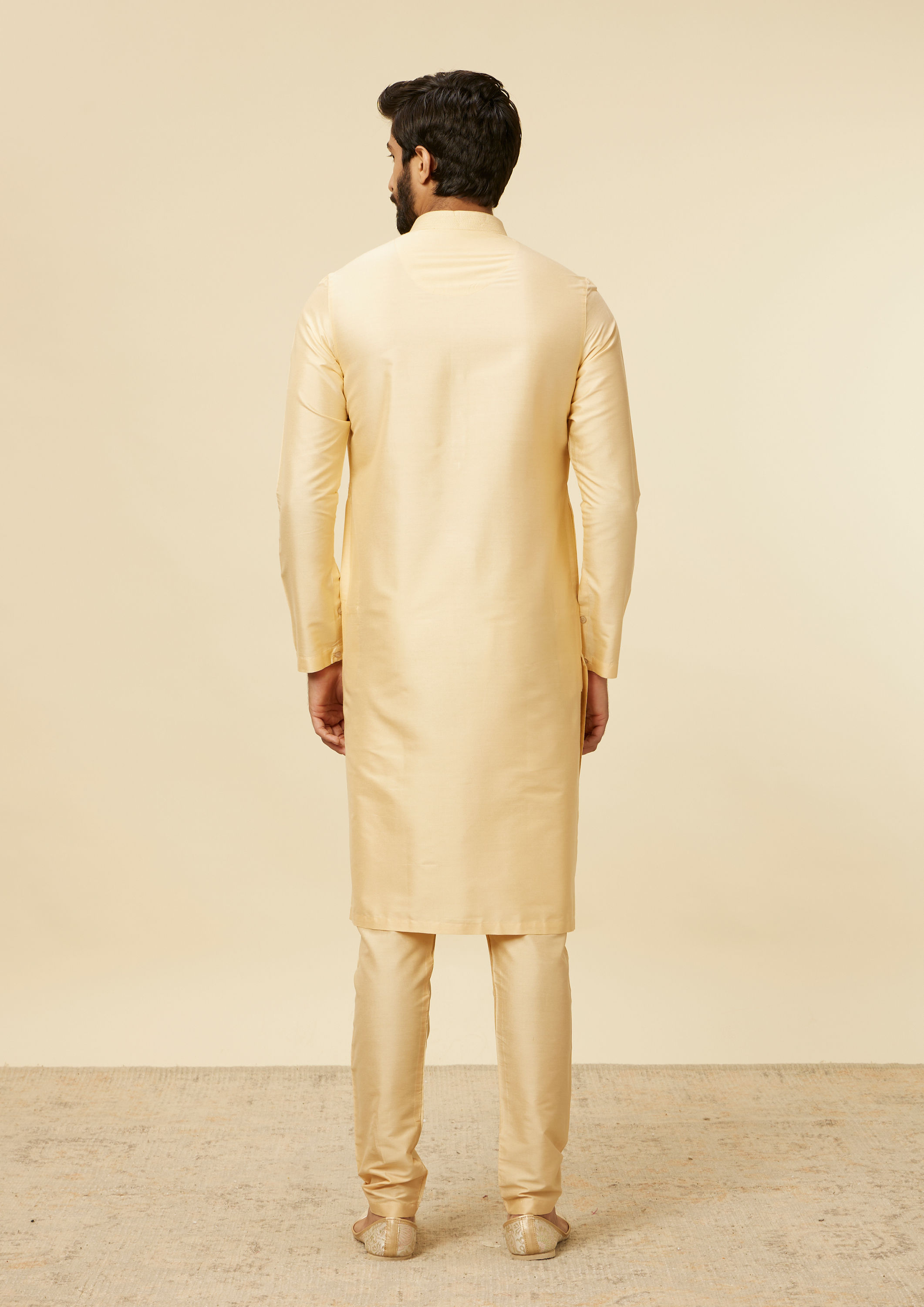 Twamev Men Golden Fawn Classic Kurta Set image number 4