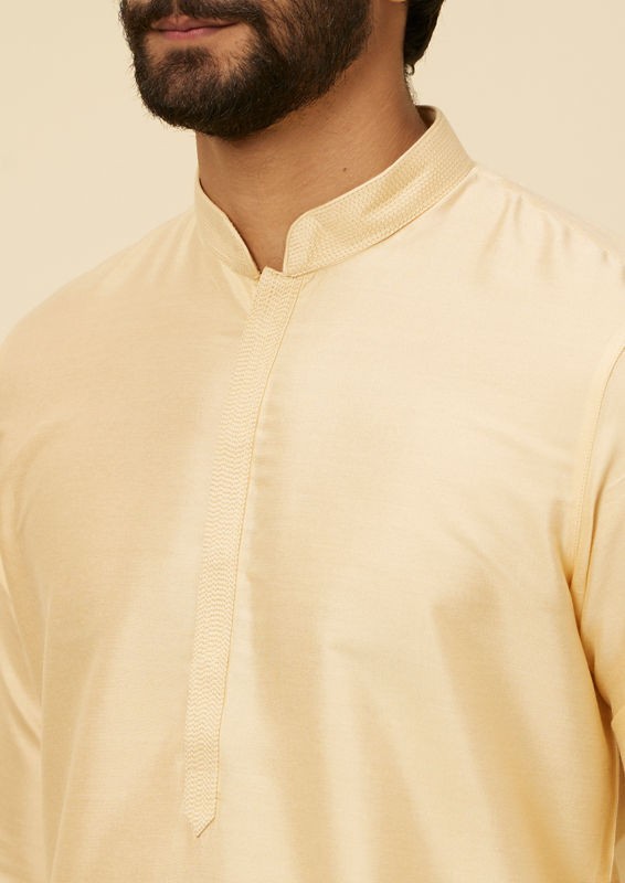 Twamev Men Golden Fawn Classic Kurta Set image number 1