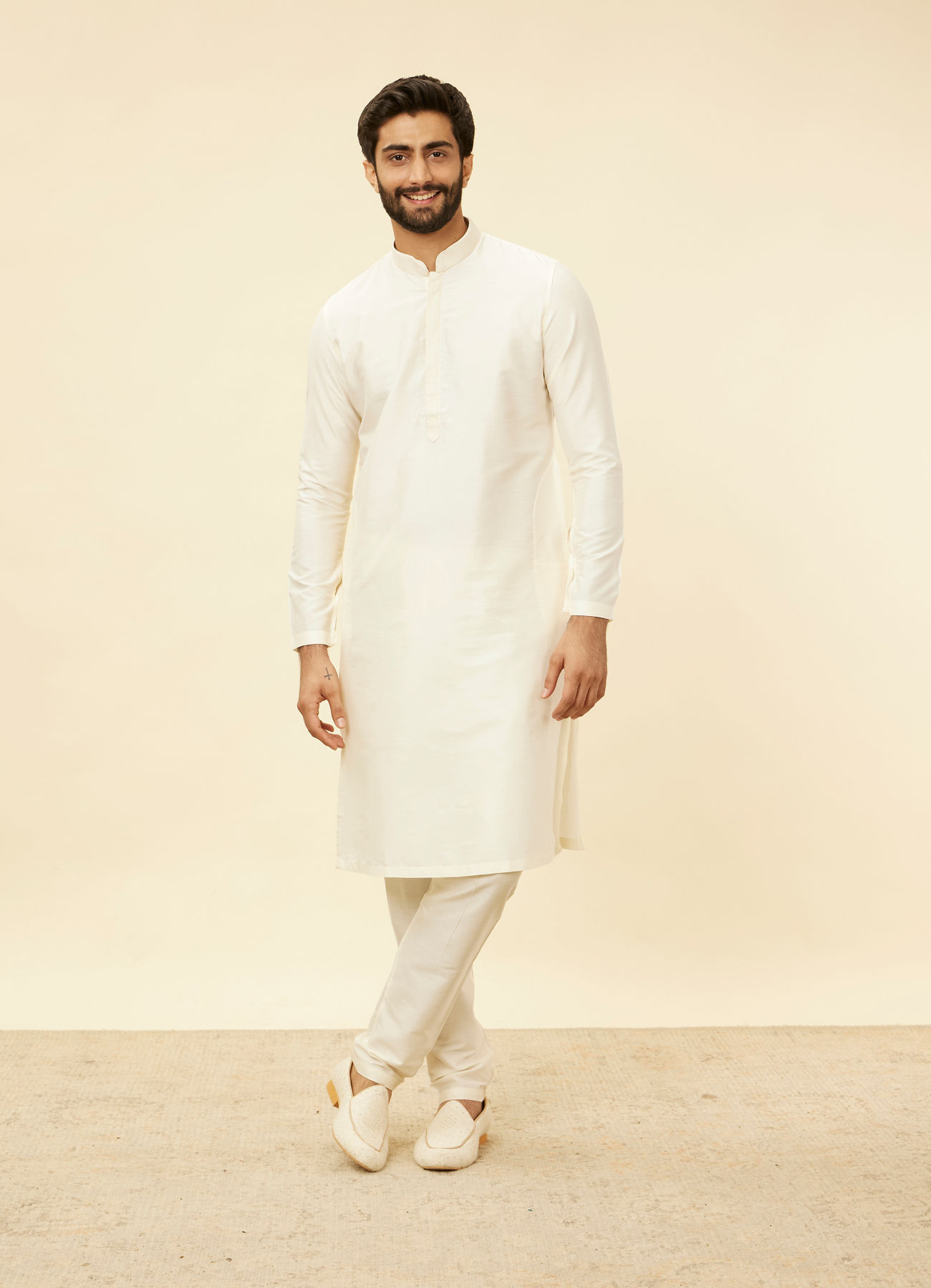 Twamev Men Rosewater Pink Grid Patterned Kurta Set