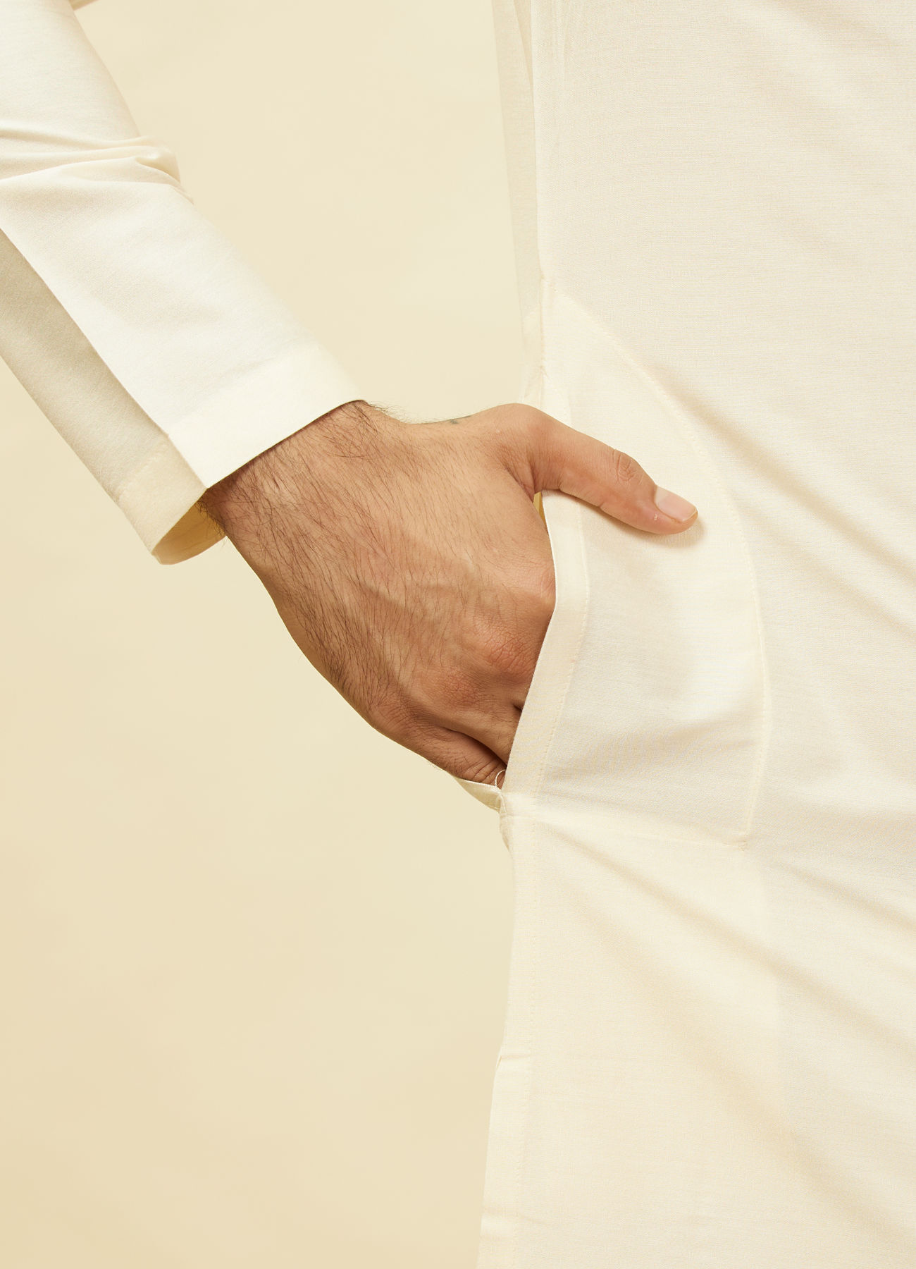 Twamev Men Ivory Viscose Embroidered Solid Kurta Set