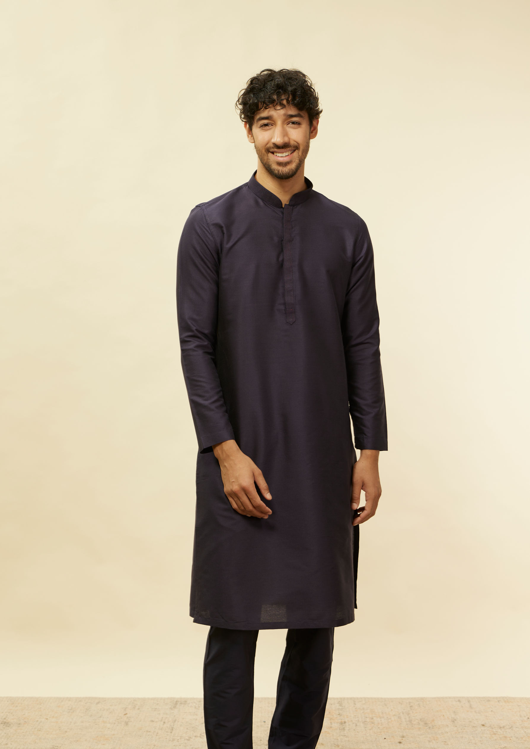 Twamev Men Elegant Blue Mandarin Collar Kurta Set