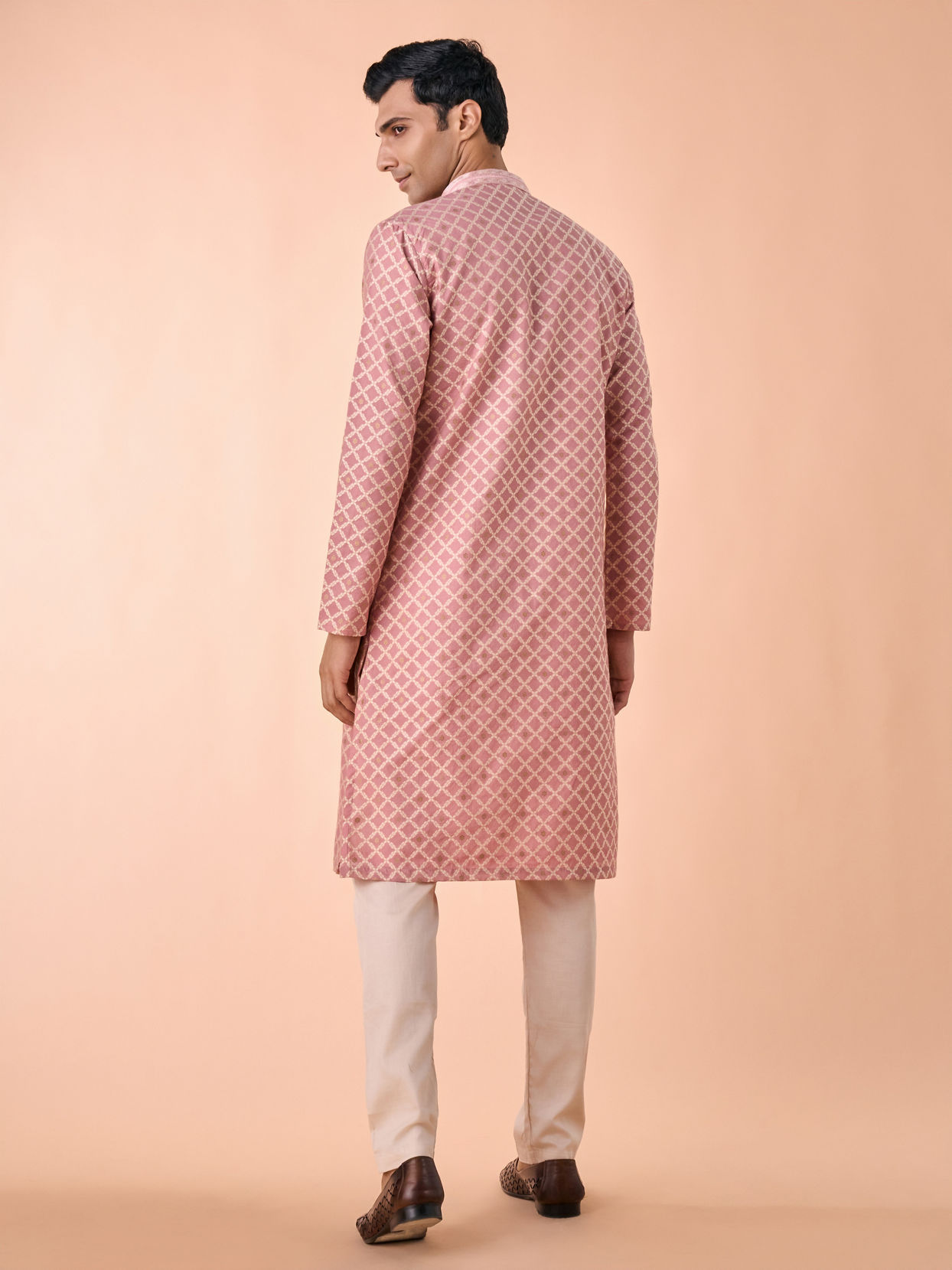 Manyavar Men Graceful Dusty Pink Kurta Pajama