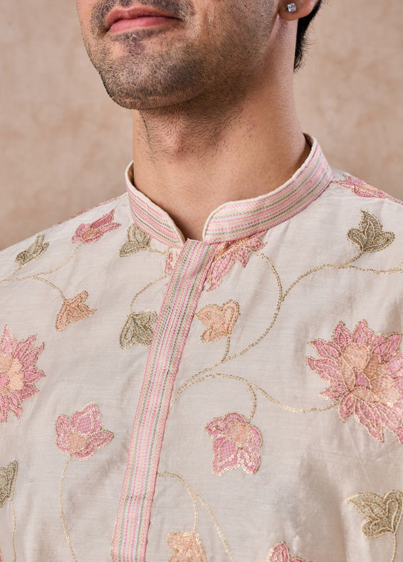 Manyavar Men Cream Elegance Chanderi Kurta Churidar