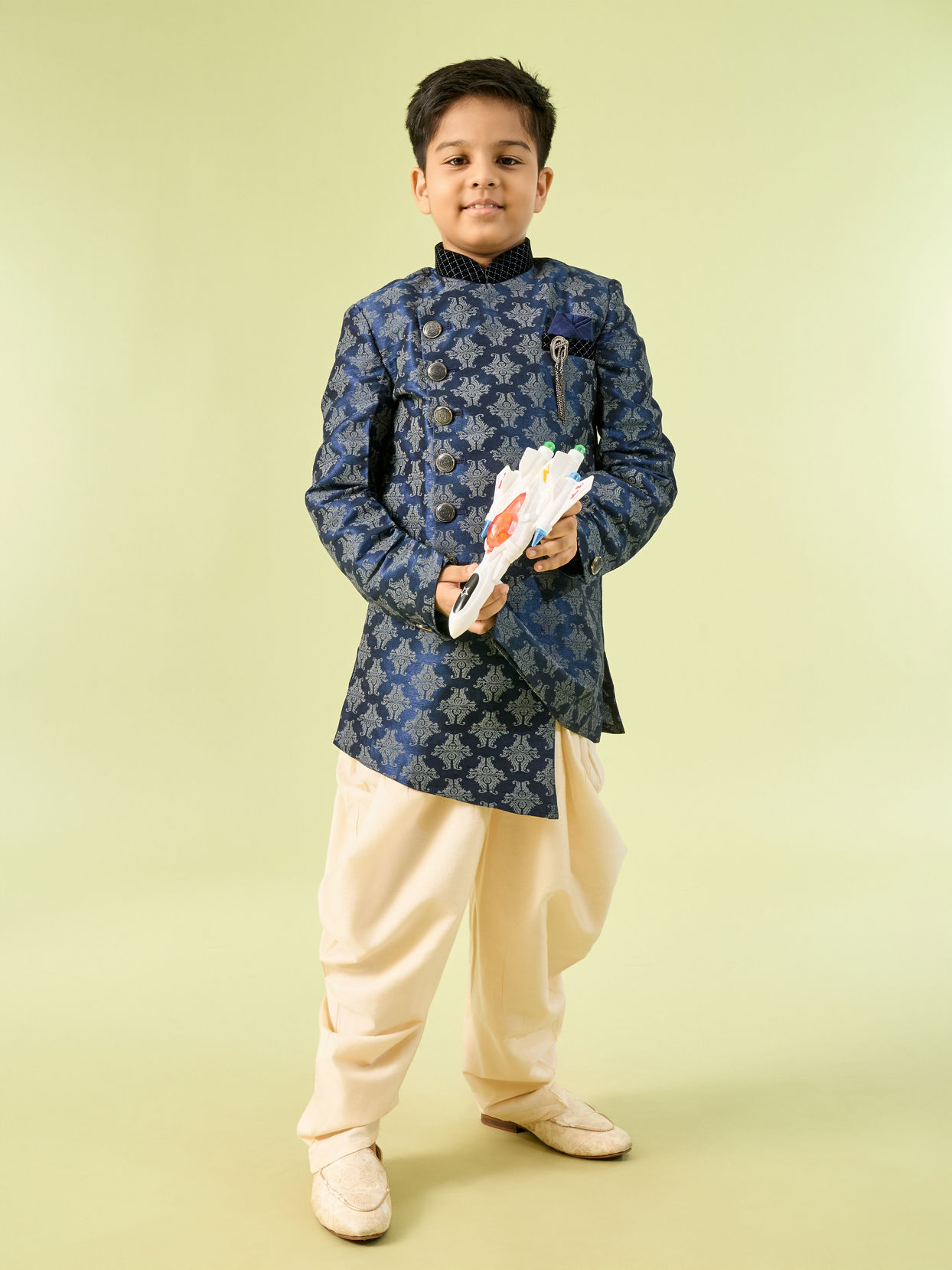 Manyavar Boys Kids Dark Blue Kurta Pajama with Brooch